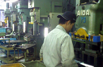 1428547624289202.jpg 精密沖壓件加工有很大噪音該怎么辦