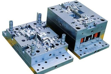 級進(jìn)模行程設(shè)計(jì)方法及檢查方法