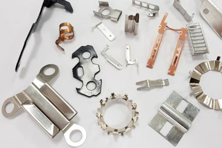 五金彈片的材料如何選擇？這份指南請收好！